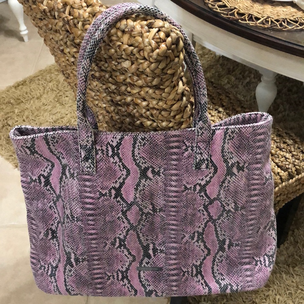 BCBGMAXAZRIA never used Azria snake print